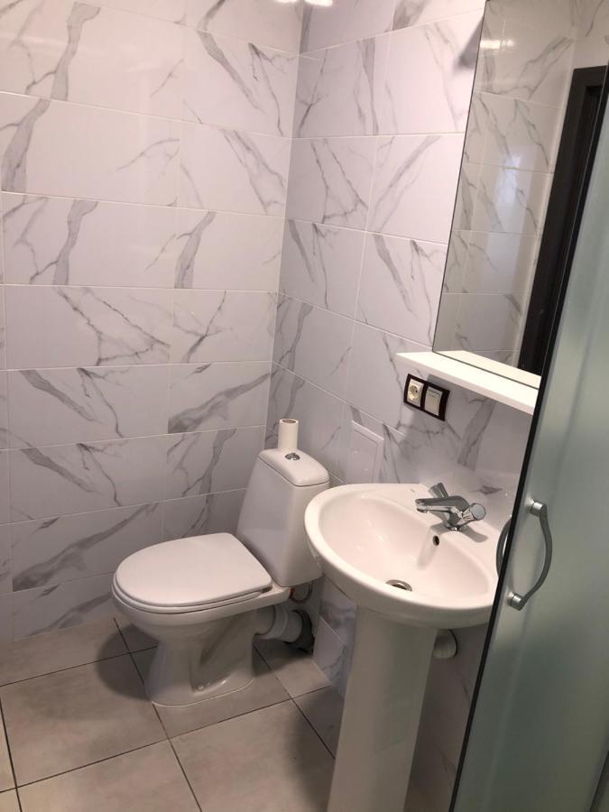 Luxflats Rivne Apartment Ngoại thất bức ảnh